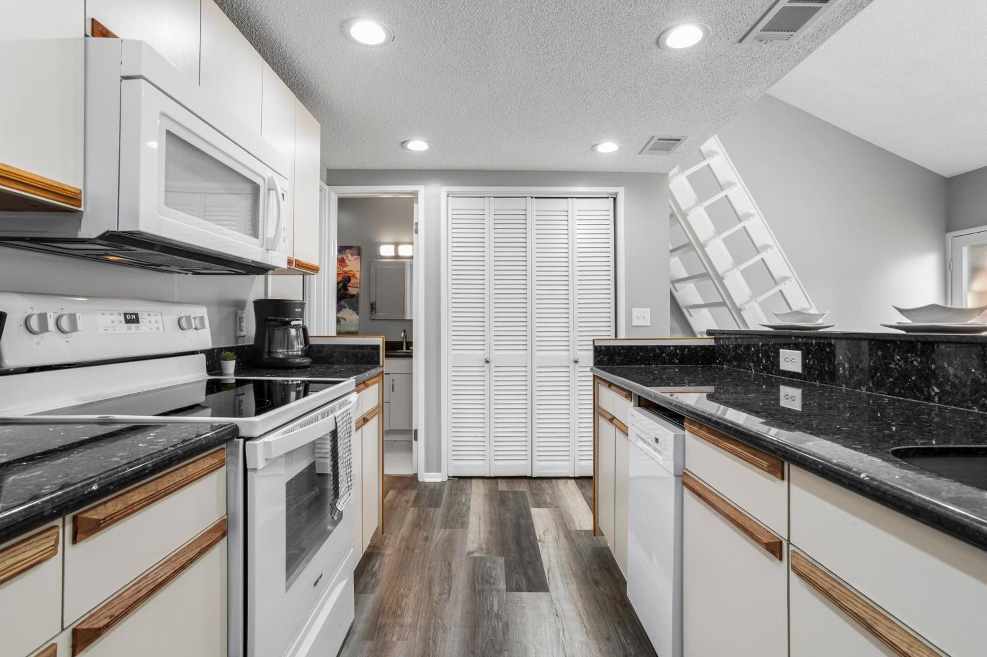 King Bed Well-Located Cozy Townhouse Retreat Gulfport Exterior foto